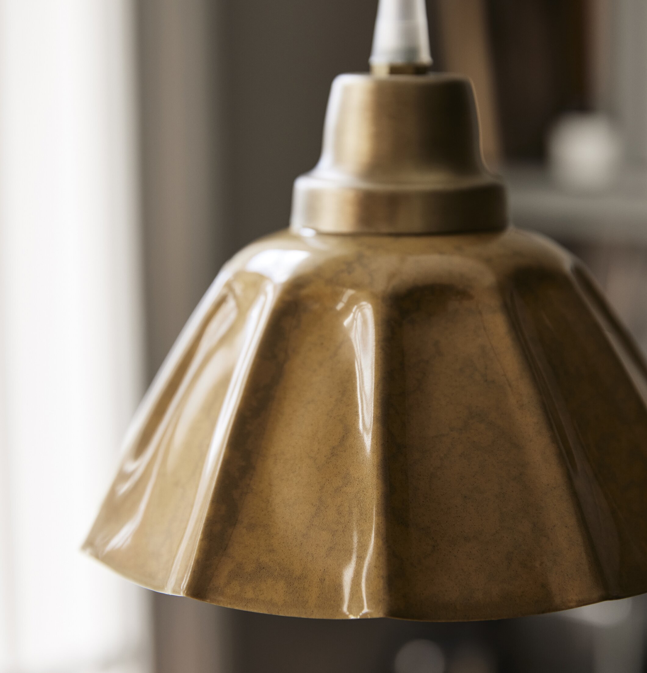 Fönsterlampa Ester Gul 17cm från PR Home i keramik