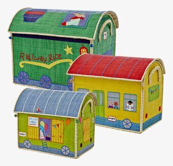 Bild av lekfulla och färgglada förvaringskorgar som tåg