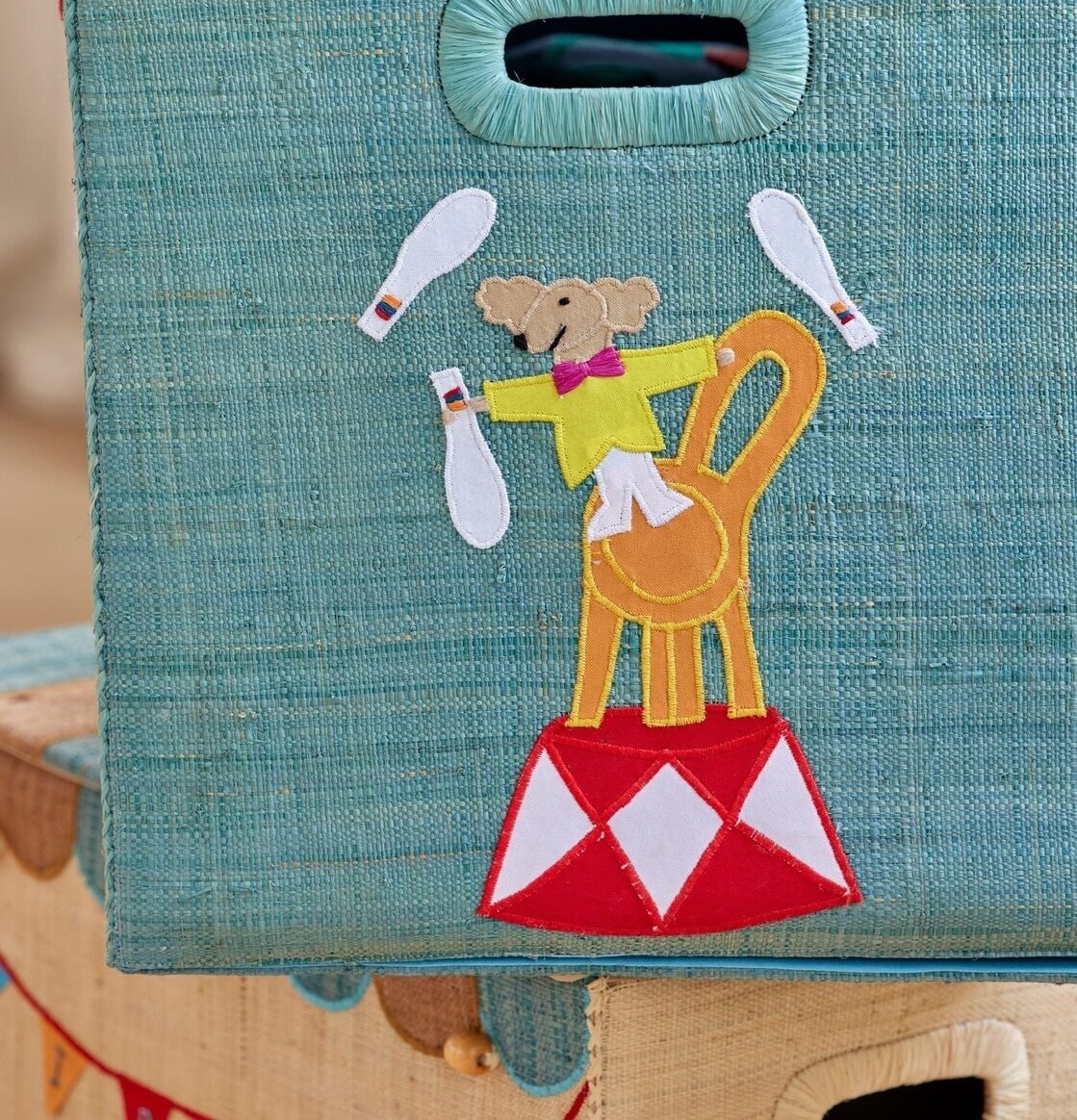 Förvaringskorg Circus Theme XL från Rice i barnvänligt rum