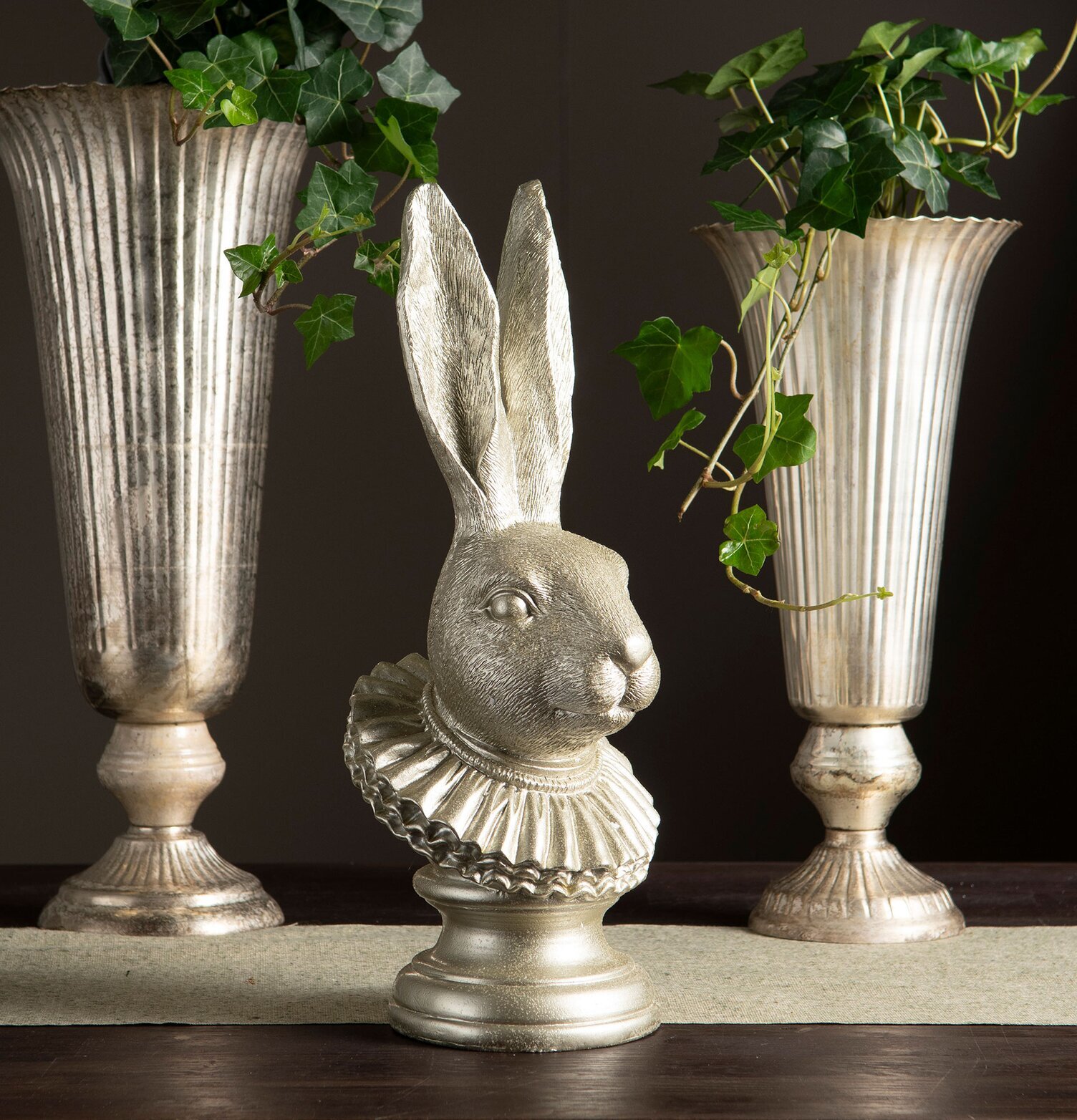 Kanin Art Déco Champagne från A Lot Decoration med vaser