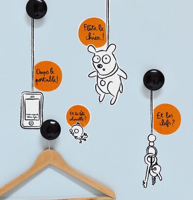 Bild av kreativ och funktionell vägginstallation hemma