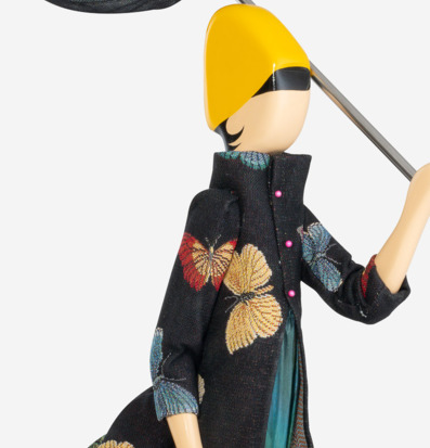 Bild av en unik bordslampa med fjärilsmönster