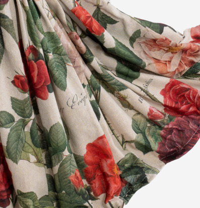 Bild av färgglad blommig lampskärm med canvastextur