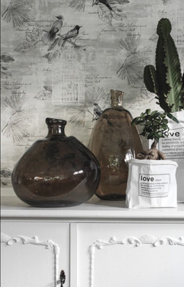 Bild av harmonisk och stilren inredning med elegans