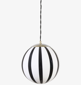 Bild av stilren taklampa med globformad design