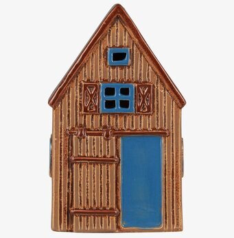 Bild av charmig ljuslykta i form av ett skandinaviskt hus