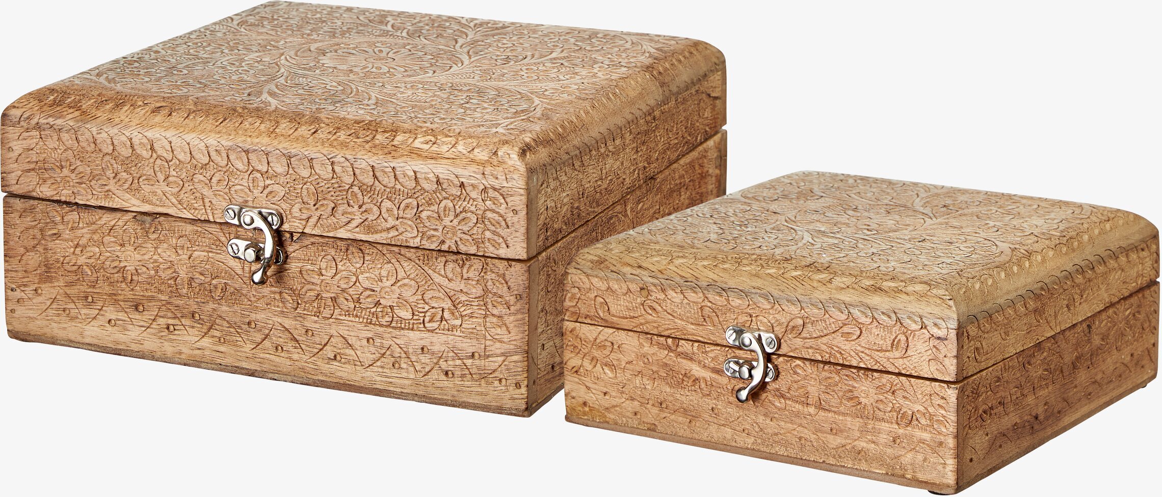 Bild av två vackra dekorerade träaskar med blommönster