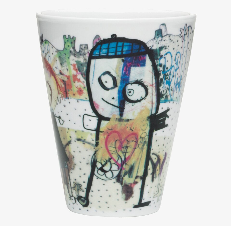 Bild av färgglad espressomugg med konstnärlig design