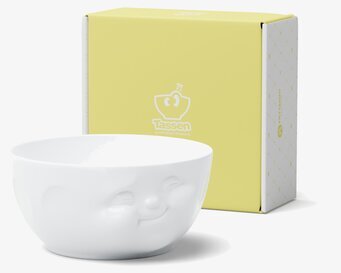 Bild av elegant porslinsskål med lekfull design