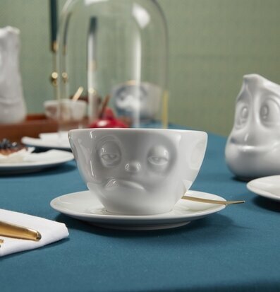 Bild av elegant porslinsdukning med modern touch