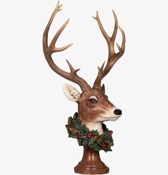 Bild av skulptur: Hjorthuvud med majestätiska horn