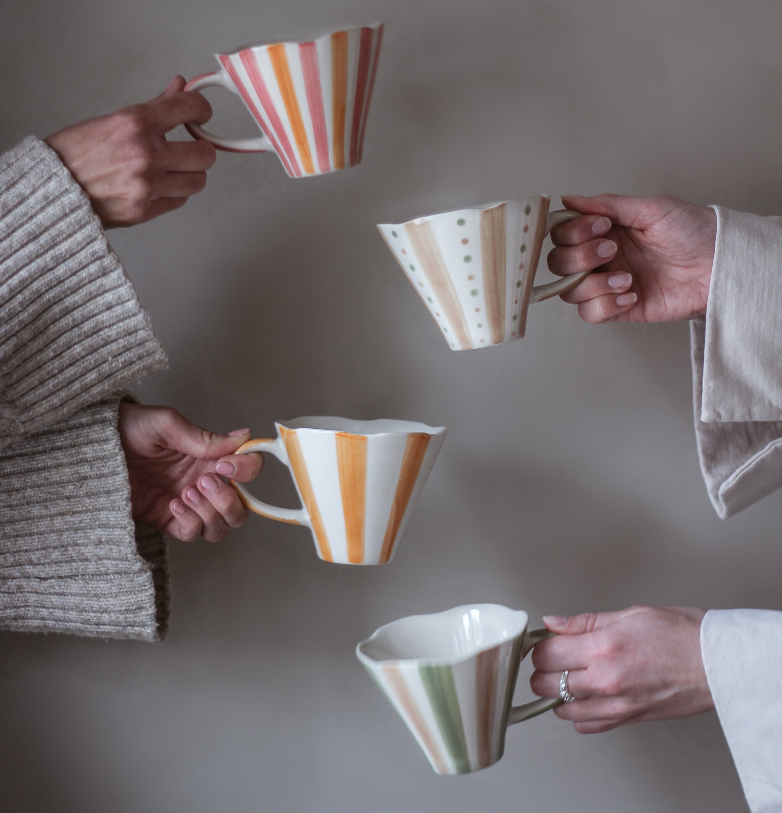 Mugg Stripes Green Taupe Dots & Pink/Ockra Taupe/Green Ockra Majas Cottage Muggar/koppar i porslin, keramik, papper