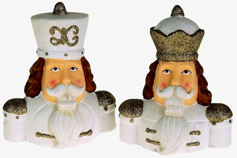 Bild av dekorativa nötknäppare med traditionell design