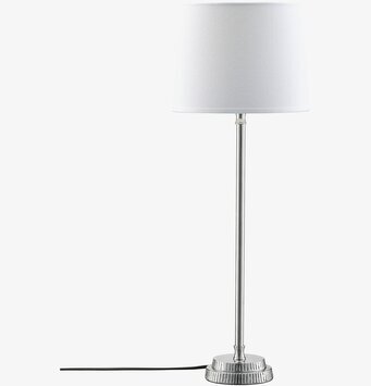 Bild av stilren bordslampa med kromad bas och vit skärm