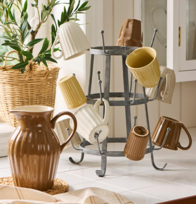 Bild av inbjudande köksscen med harmonisk färgpalett