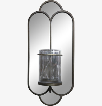 Bild av vacker väggspegel med ljusstake och gotisk design