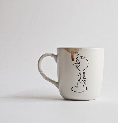 Bild av humoristisk mugg med unik design och stilren look