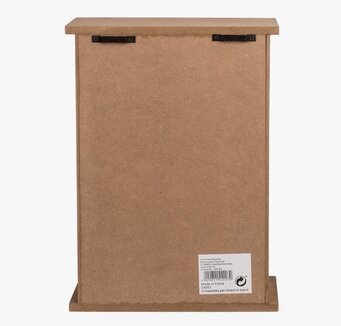 Bild av stilrent och funktionellt nyckelskåp i trä