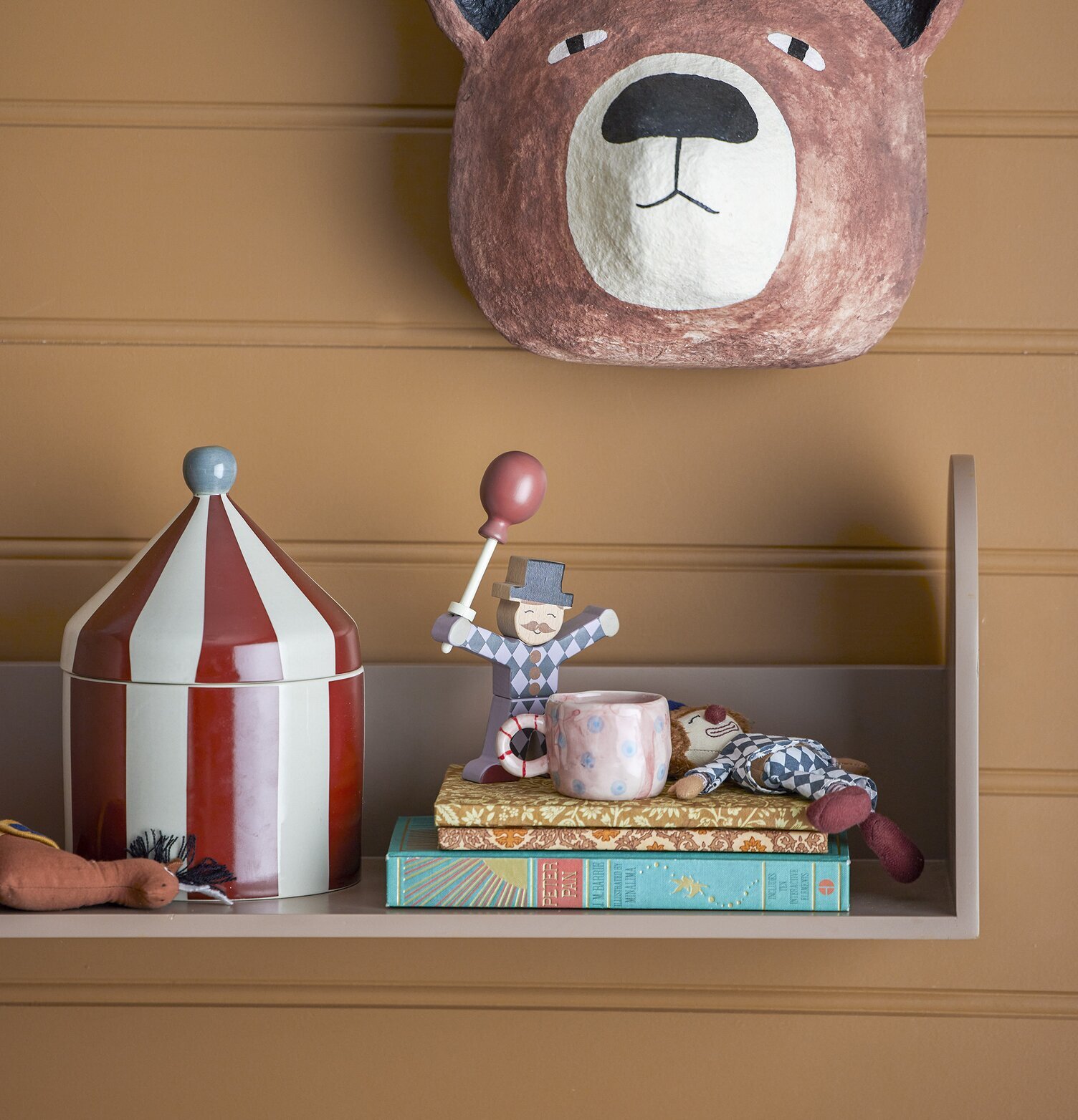 Förvaringsburk Cimmi Bloomingville Förvaringslådor och korgar Boxar Förvaringsboxar Porslinsboxar Trälådor Smyckesboxar i porslin Förvaringsbrickor Murstensformar Arkivboxar