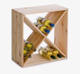 Bild av ett elegant vinställ för 24 flaskor i furu