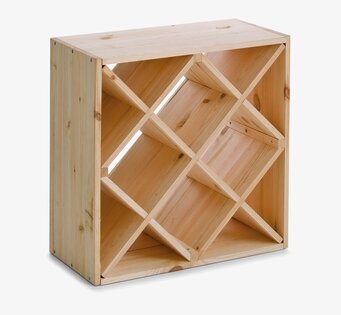 Bild av rustikt vinställ i trä med plats för 24 flaskor