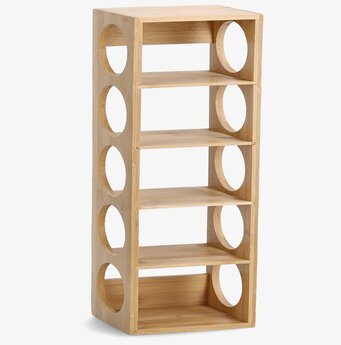 Bild av ett elegant vinställ i bambu för fem flaskor