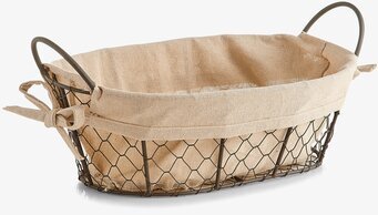 Foto av elegant brödkorg med linneklädsel och metallnät