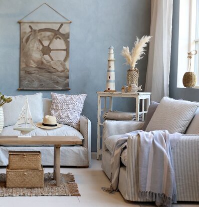 Bild av harmonisk inredning med nautisk känsla