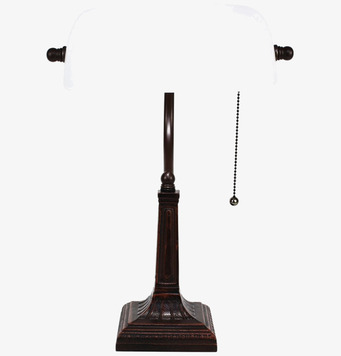 Foto av klassisk bordslampa med vit skärm och mörk bas