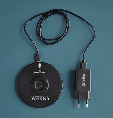 Bild av stilren och modern laddningslösning i svart