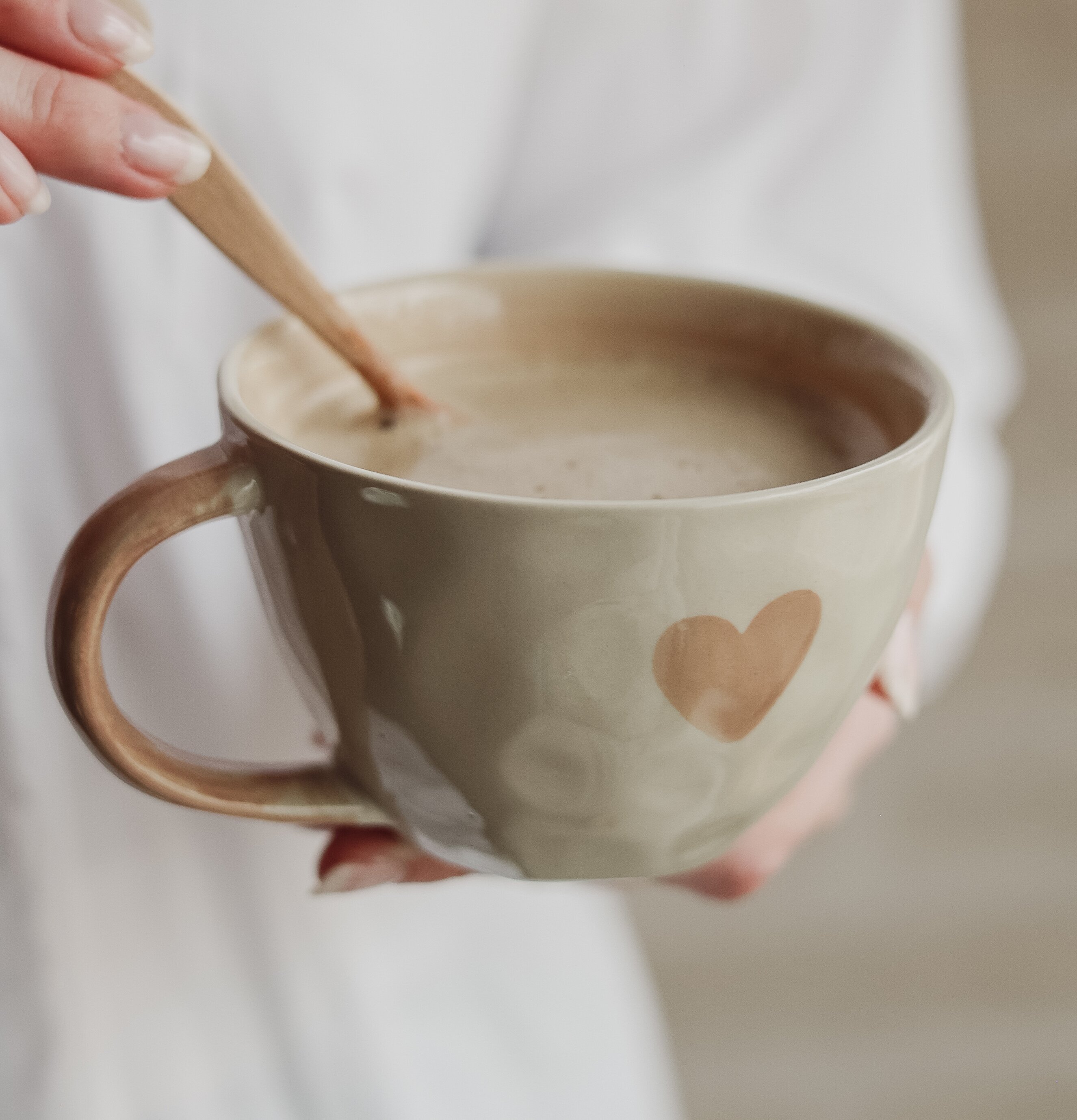 A lovely cup of Love & Happiness - Majas Cottage Muggar/koppar i porslin, keramik, papper eller