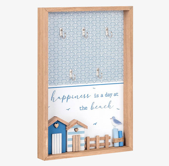 Bild av charmig nyckeltavla med strandtema och krokar