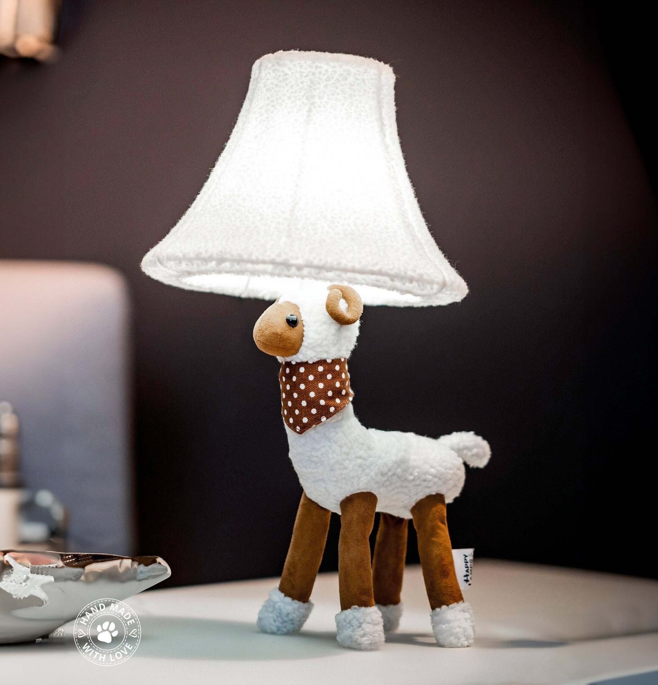 Bordslampa Wolle Får Happy Lamps Lampor Taklampor Golvlampor Bordslampor LED-lampor Ledlampor Fönsterlampor Ljusslingor för dekoration
