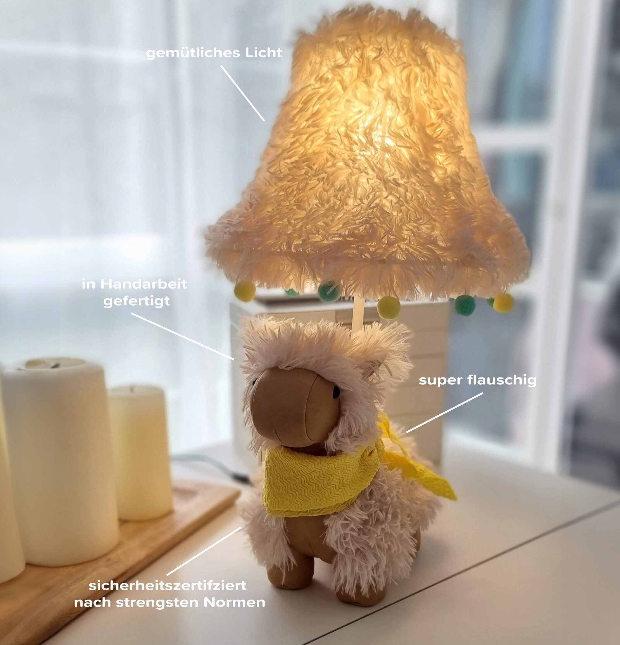 Bild av unik bordslampa med alpackadesign och charm