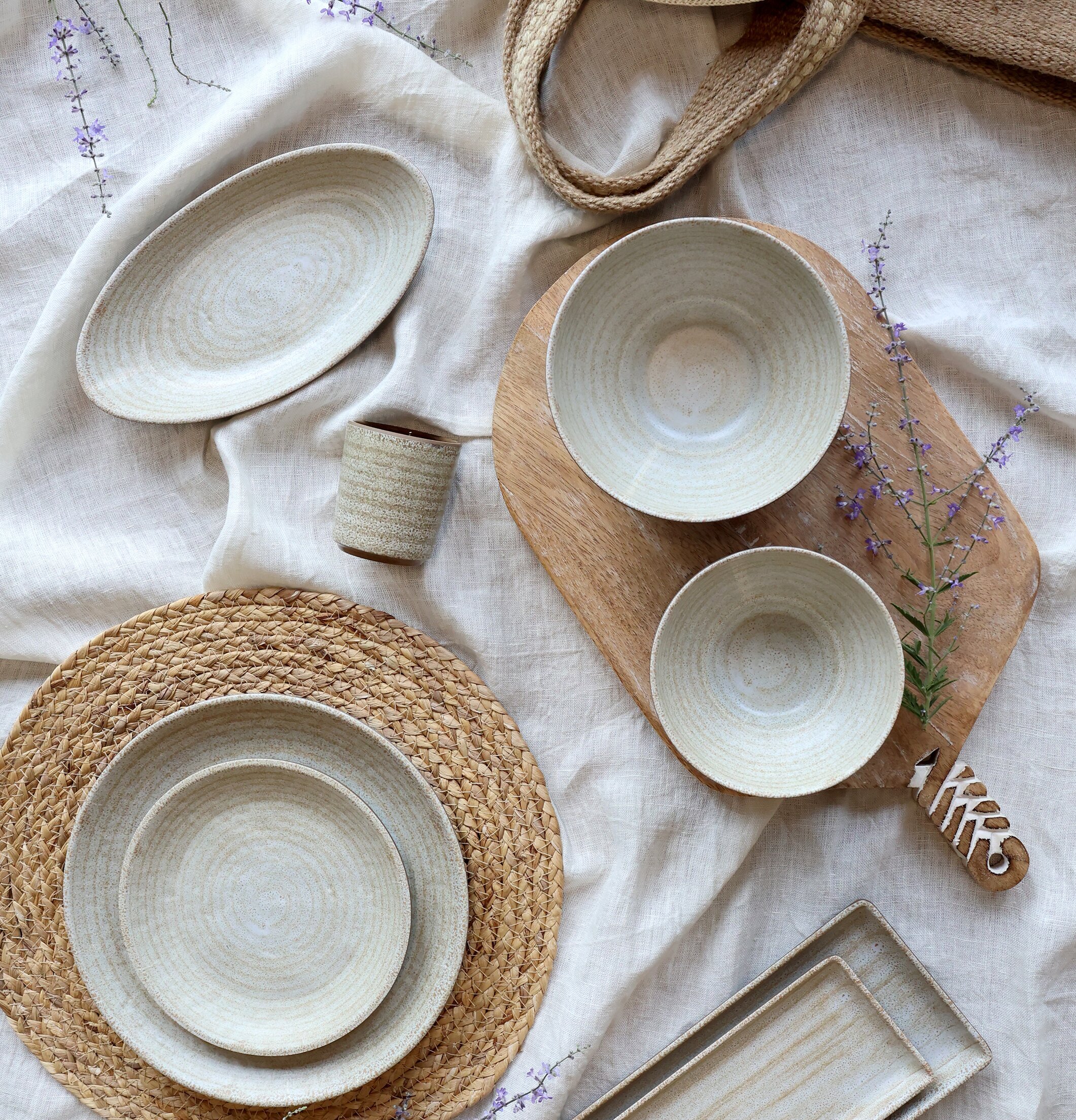 Cassis Fat Latte Melamin Middagstallrik Assiett Skål Ø16,5cm Ø14cm Mugg Chic Antique Serveringsbrickor Brickset Serveringsfat Tallrikar