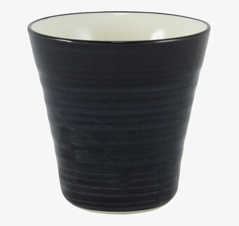 Foto av stilren lattemugg med modern och tidlös design