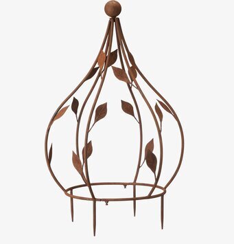 Foto av dekorativt växtstöd i rostigt järn för trädgård