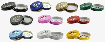 Bild av färgglada lock för burkar med blomdesign