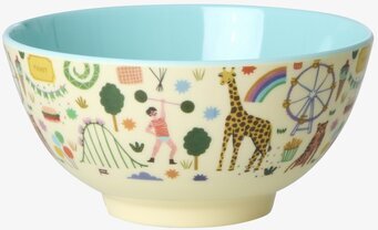 Bild av färgglad melaminskål med fantasifullt motiv