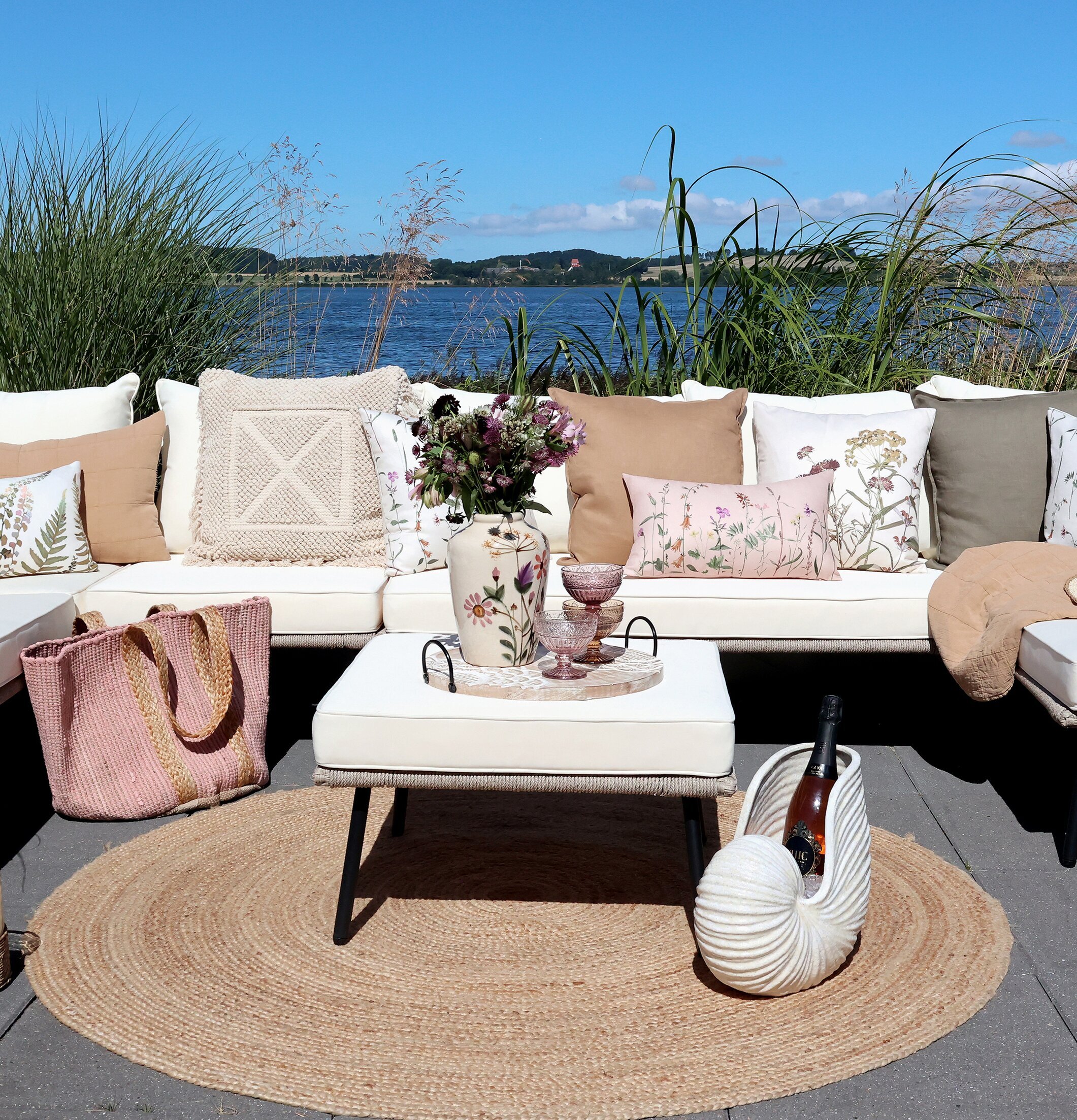 Vas Mussla Antique Creme Chic Vaser Vinkylare