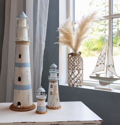 Bild av harmonisk inomhusmiljö med maritimt tema