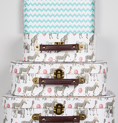 Party Safari 3-pack Suitcase från Sass & Belle, safari-tema