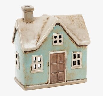 Bild av charmig ljuslykta formad som ett klassiskt hus