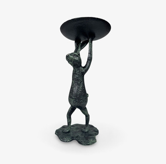 Bild av konstnärligt fågelbad i antik kopparfärg