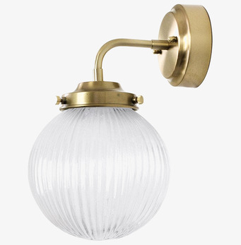 Bild av elegant vägglampa i mässing och glas för badrum