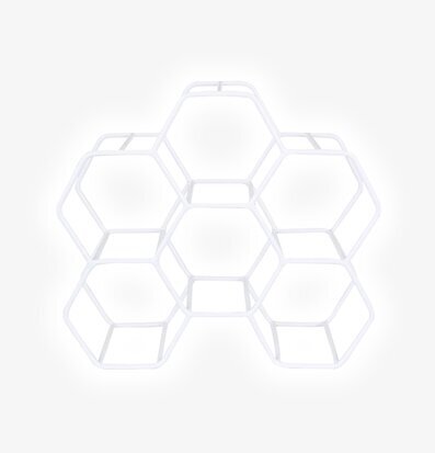 Bild av hexagonalt vinställ i vit metall för hemmet