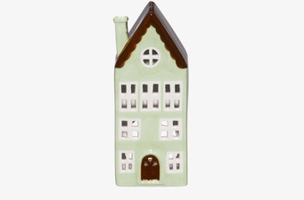 Bild av dekorativ ljuslykta formad som ett litet hus