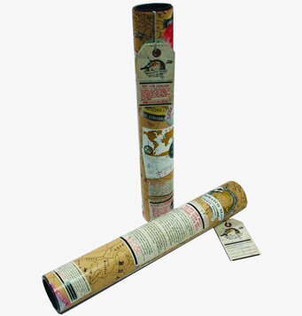 Bild av reskarta i jordnära toner för äventyrsresenärer