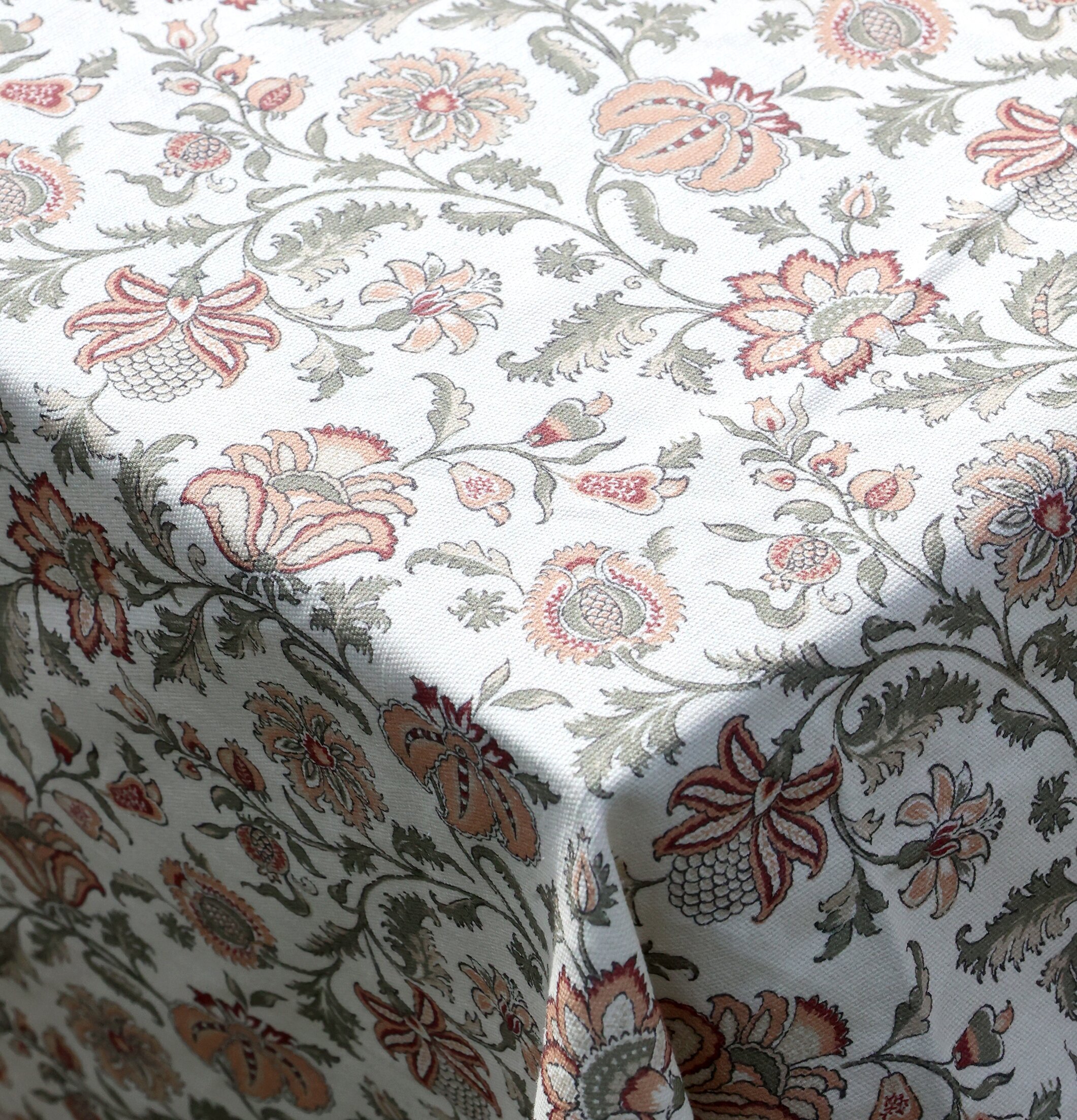 Bordsduk Med Blomsterprint AIX Chic Antique Bordsdukar & löpare bordslöpare