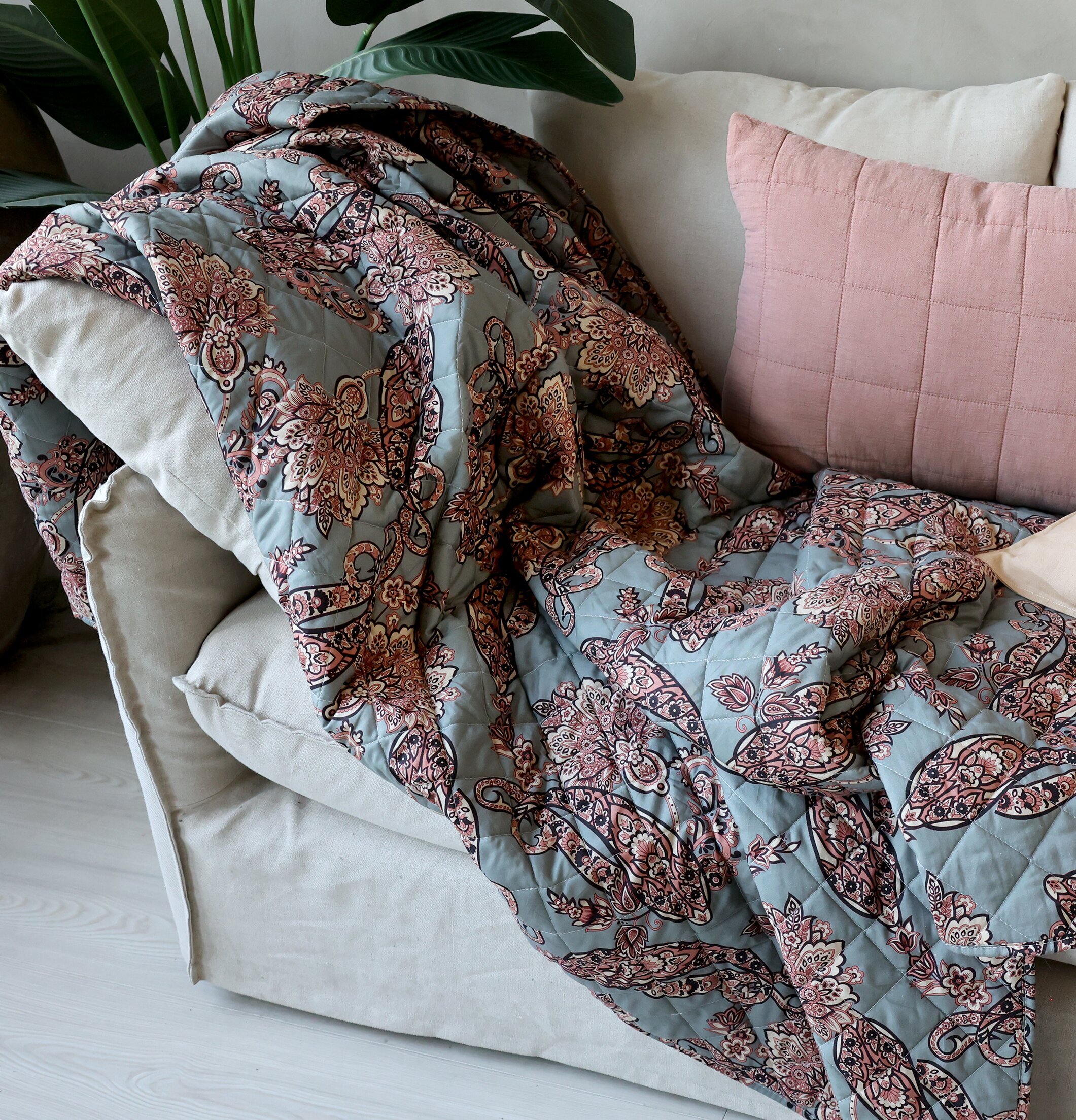 Aix Pläd Paisley Opal/Taupe Chic Antique Täcken, filtar, plädar och överkast Filtar Plädar Överkast